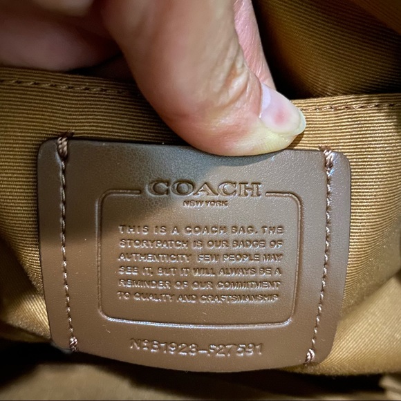 Authentic Coach Mini Sierra Satchel - Picture 5 of 8